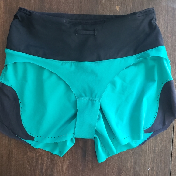 LULULEMON Teal lightweight short - Picture 8 of 9